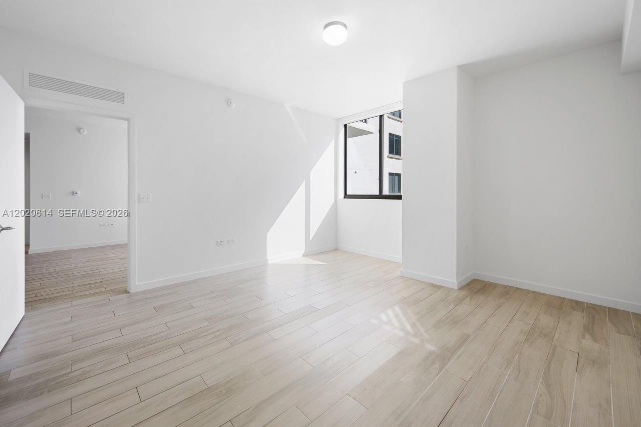 999 SW 1st Ave , Unit 2911, Miami, FL 33130 Photo