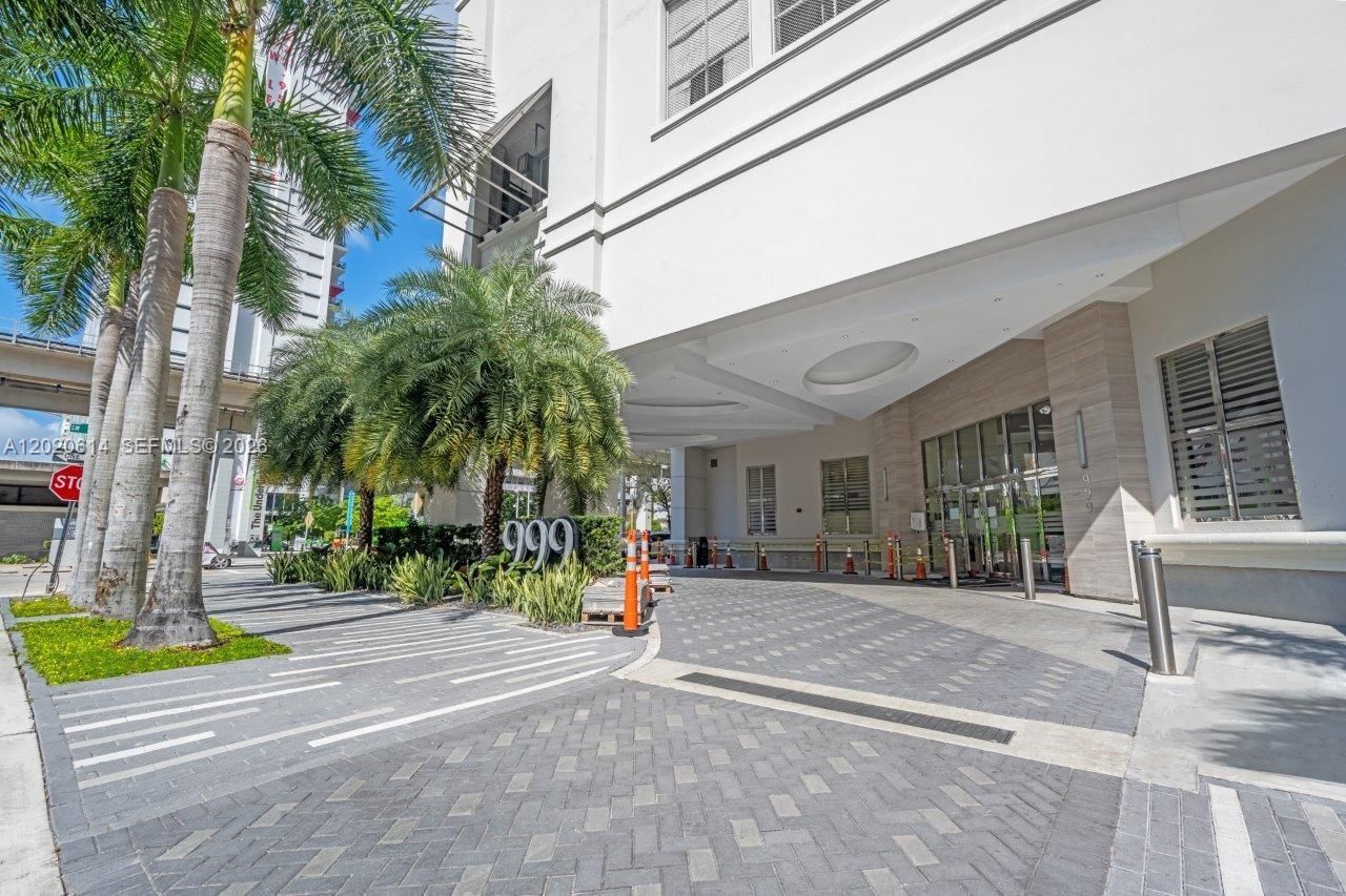 999 SW 1st Ave , Unit 2911, Miami, FL 33130 Photo
