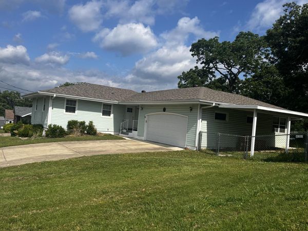 10 Bluebird Drive , Kimberling City, MO 65686