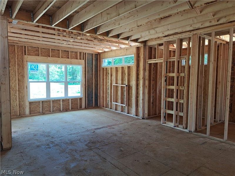 8156 Lake O Springs Avenue NW, North Canton, OH 44720 Photo 3