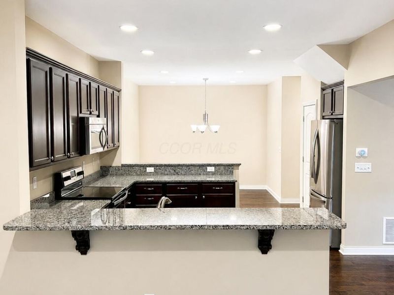 3818 Rennes, Columbus, OH 43221 Photo 13