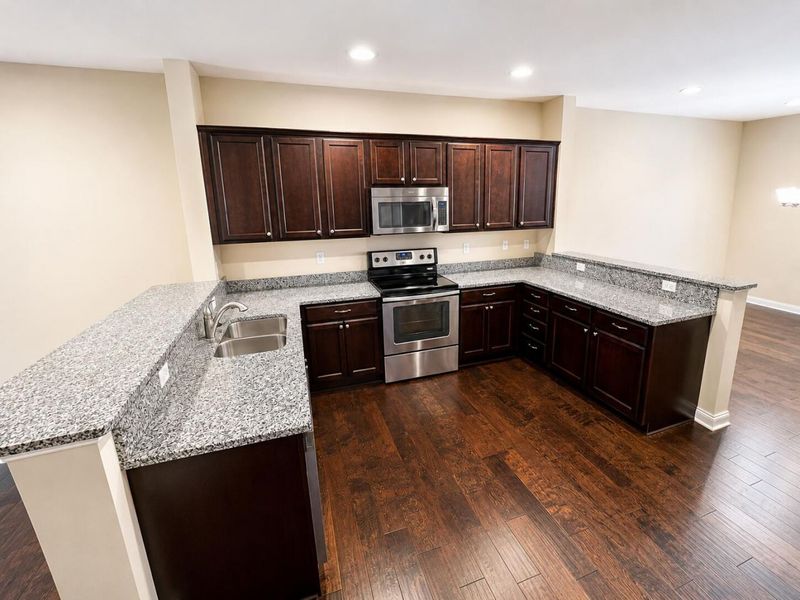 3818 Rennes, Columbus, OH 43221 Photo 9
