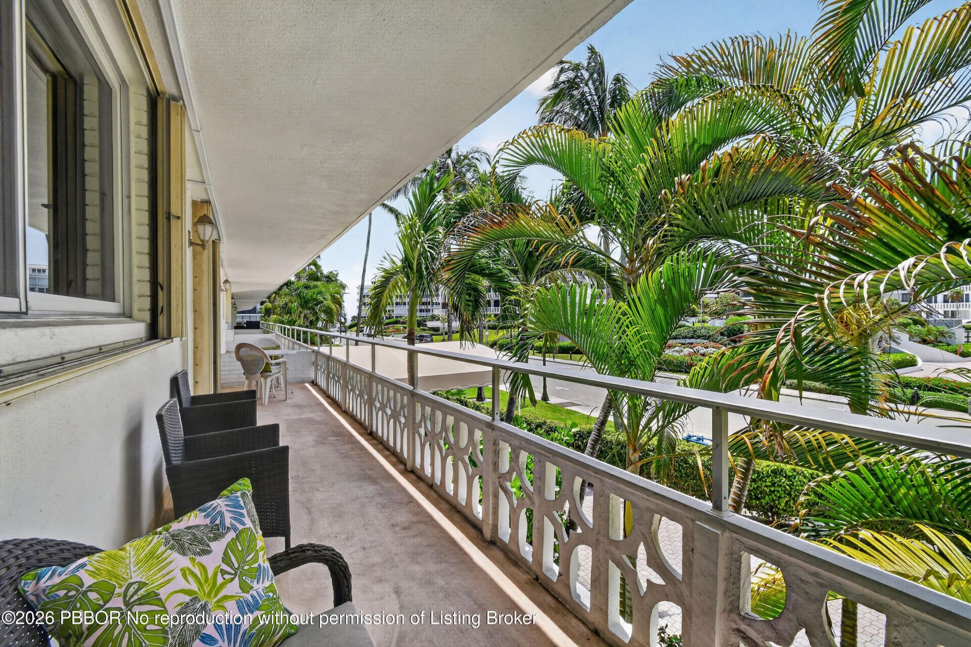 139 Sunrise Avenue, Unit 207, Palm Beach, FL 33480 Photo