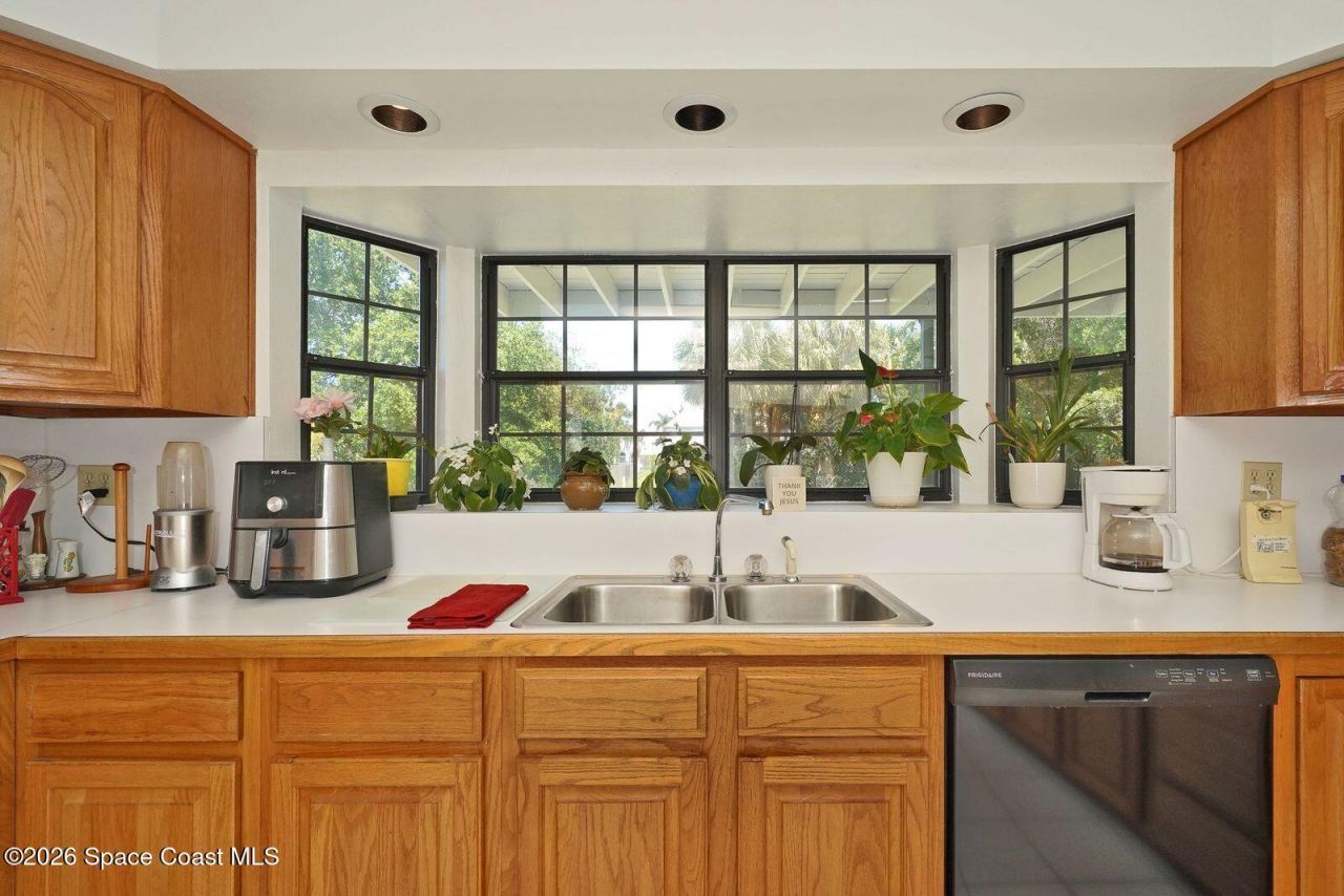 2080 Newfound Harbor Drive, Merritt Island, FL 32952 Photo