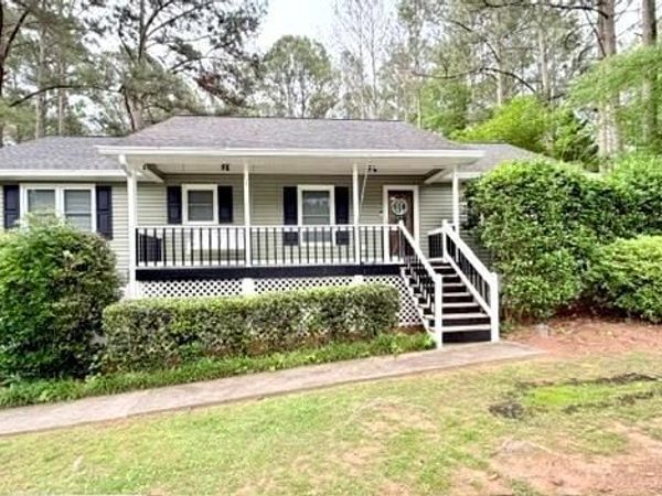 15 Briarwood Lane, Newnan, GA 30265