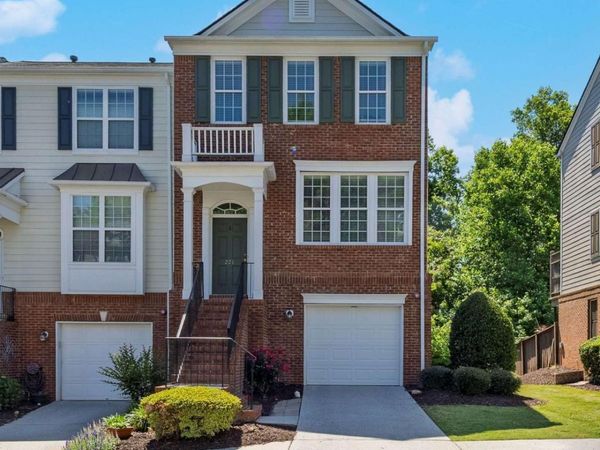 221 Balaban Circle, Woodstock, GA 30188