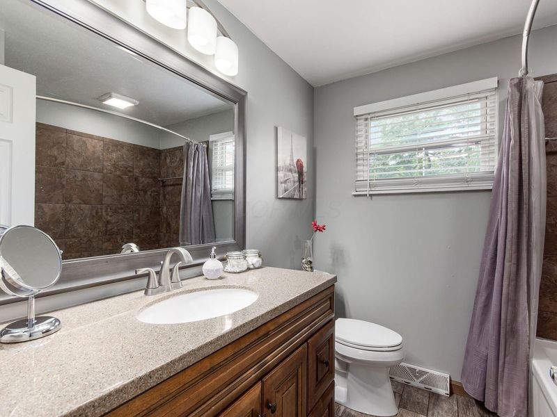 2403 White Road, Grove City, OH 43123 Photo 25