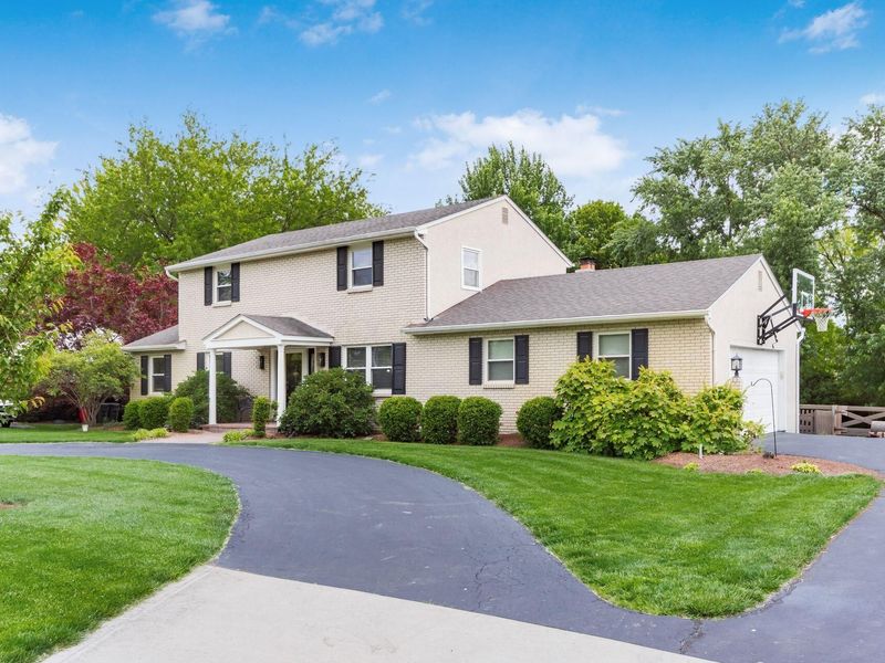 2403 White Road, Grove City, OH 43123 Photo 3
