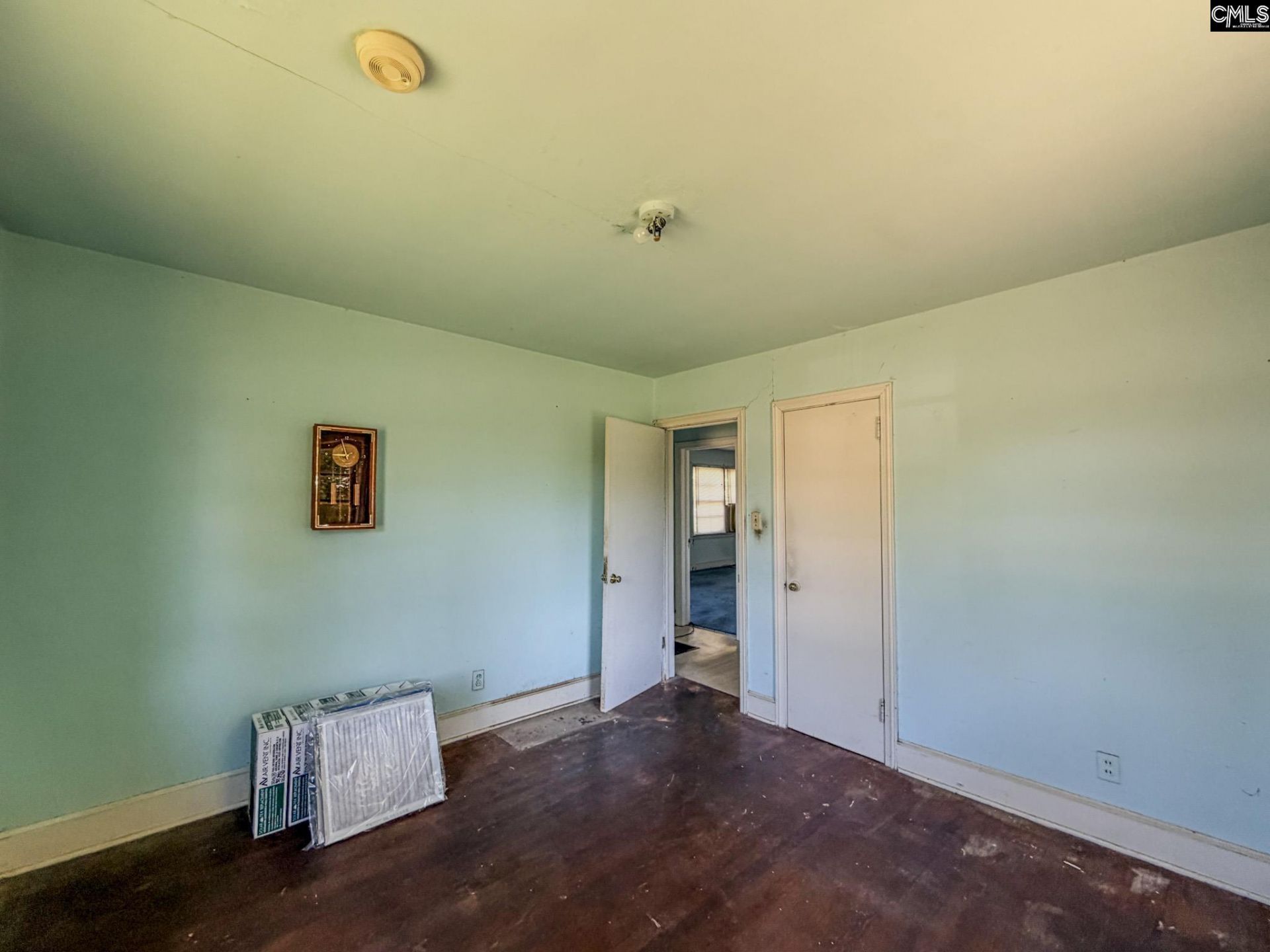 929 Mt Gallant Drive  Photo 13