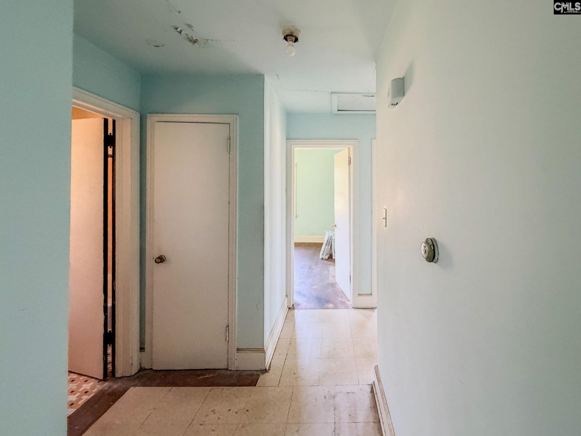 929 Mt Gallant Drive  Photo 7