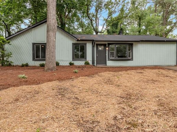 1071 Forest East Drive , Stone Mountain, GA 30088