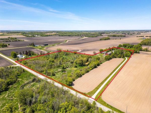 W5090 Navan ROAD, Watertown, WI 53094