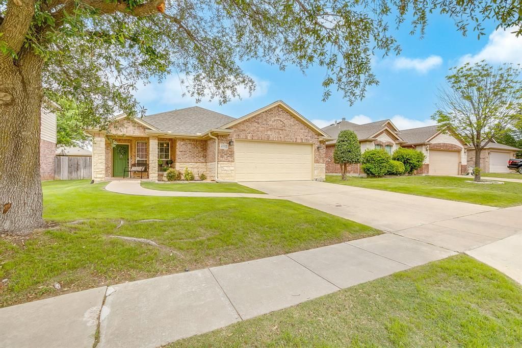 6532 Sierra Madre Drive, Fort Worth, TX 76179 Main Photo