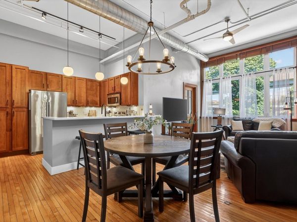 600 Broadway Avenue NW, Unit 211, Grand Rapids, MI 49504