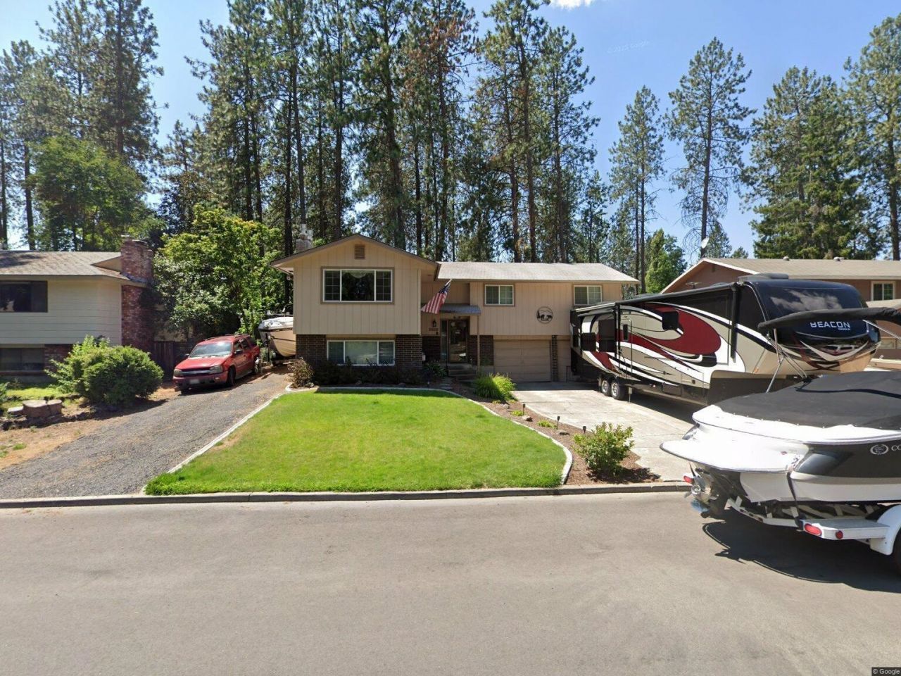 8609 N Pamela St, Spokane, WA 99208 Main Photo