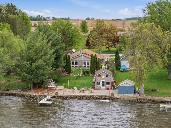 W10968 Glen Drive, Beaver Dam, WI 53916