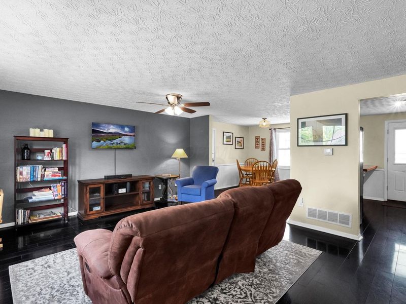 4350 Valley Quail Boulevard N, Westerville, OH 43081 Photo 9