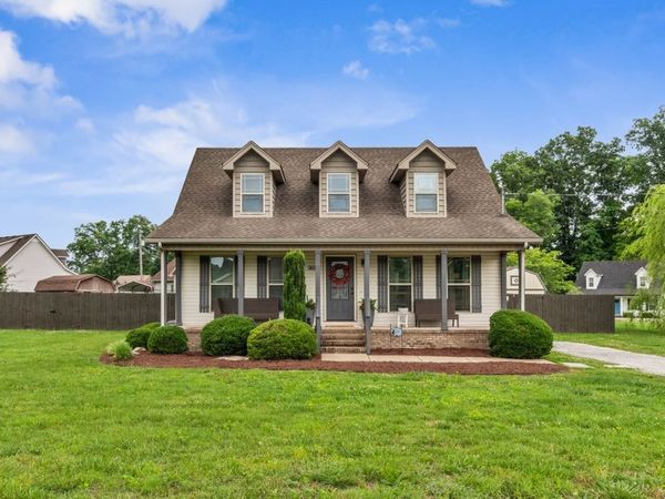 415 Daytona Dr, Cornersville, TN 37047