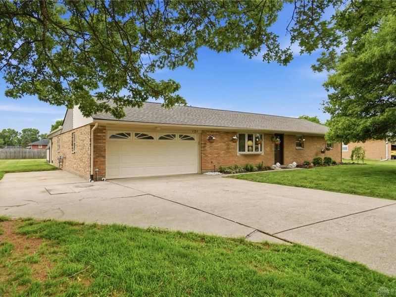 121 Chestnut Avenue, Carlisle, OH 45005 Photo 1