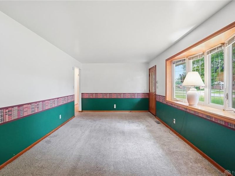 121 Chestnut Avenue, Carlisle, OH 45005 Photo 5