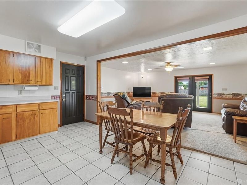 121 Chestnut Avenue, Carlisle, OH 45005 Photo 6