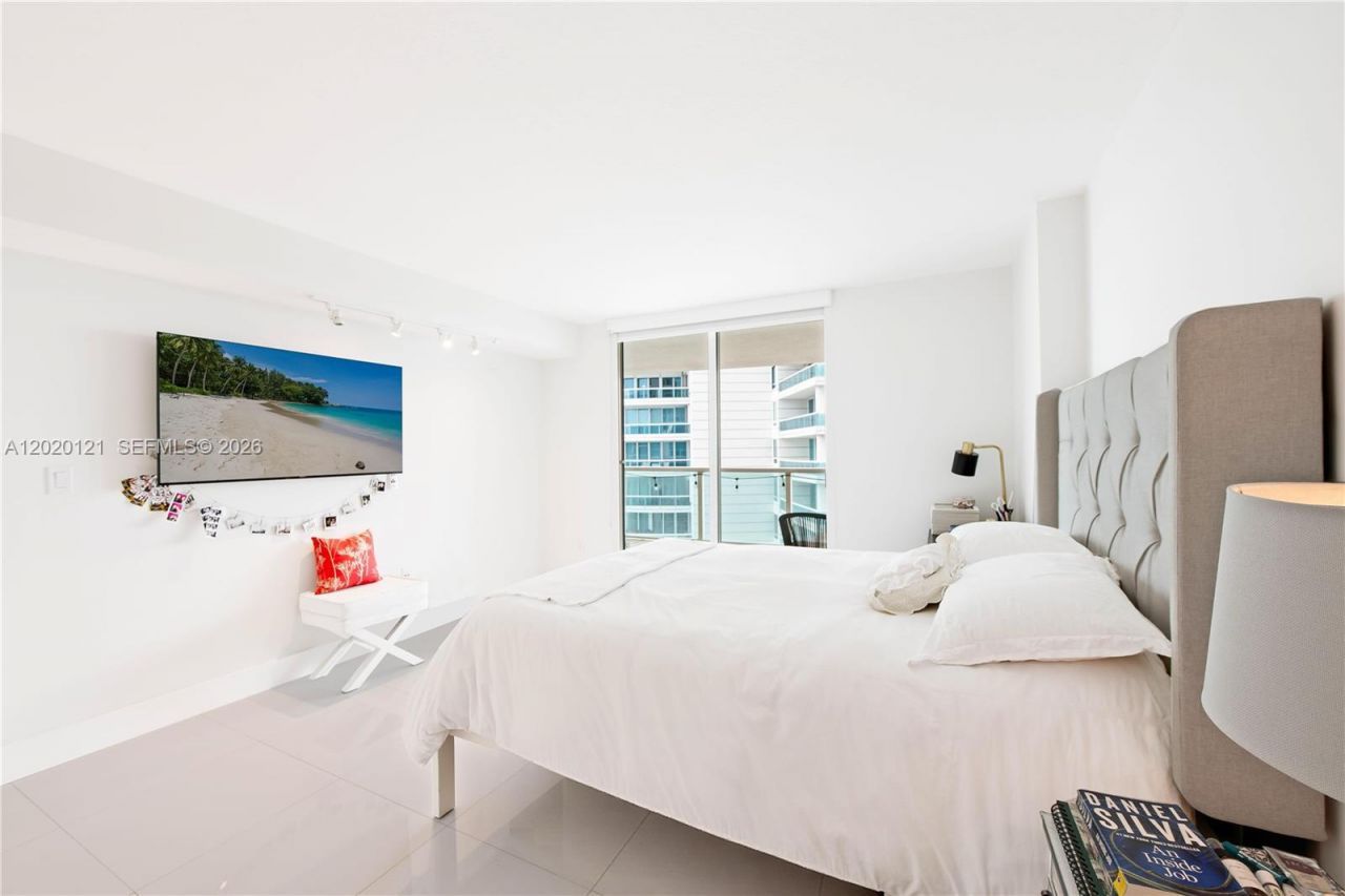 2101 Brickell Ave, Unit 1909, Miami, FL 33129 Photo
