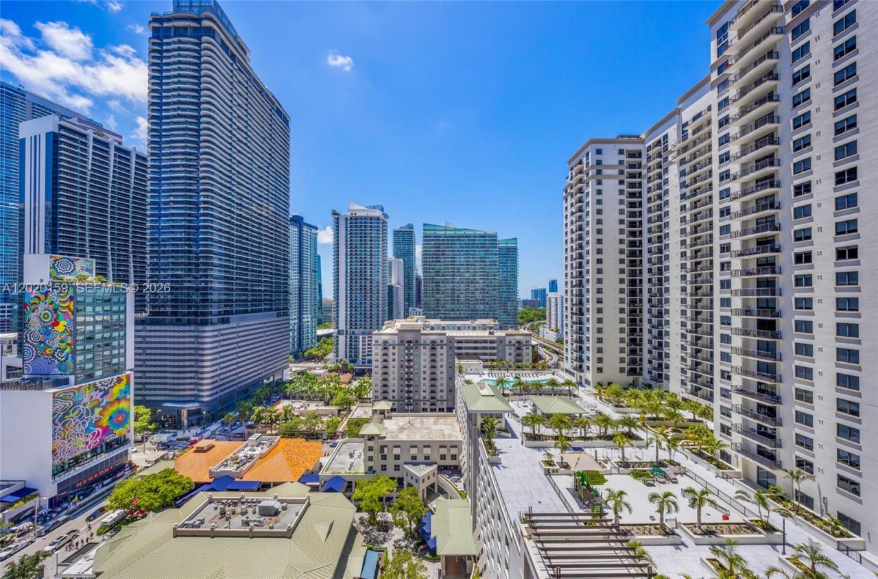 55 SW 9th St, Unit 1804, Miami, FL 33130 Photo