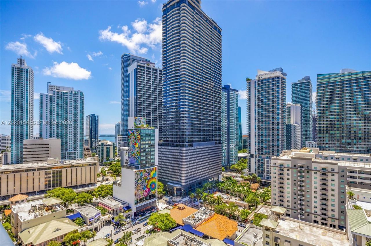55 SW 9th St, Unit 1804, Miami, FL 33130 Photo