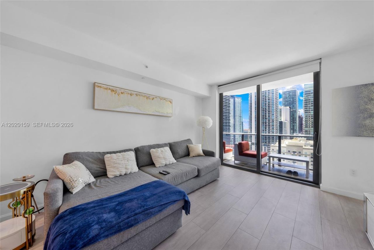 55 SW 9th St, Unit 1804, Miami, FL 33130 Photo