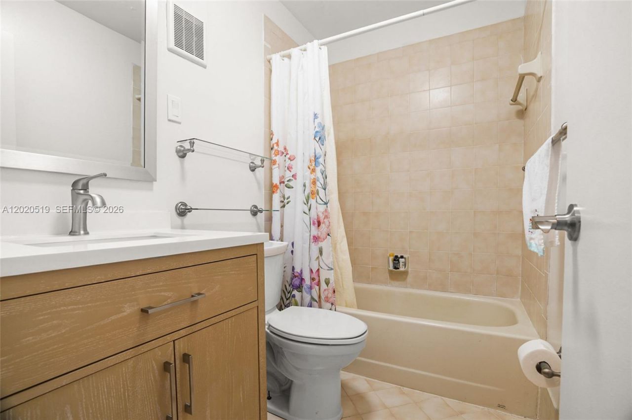 1070 Cedar Creek Way, Davie, FL 33325 Photo