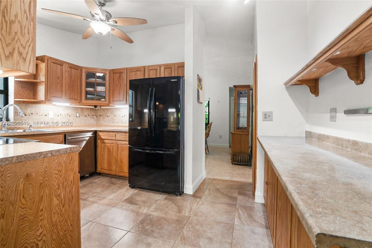 1070 Cedar Creek Way, Davie, FL 33325 Photo