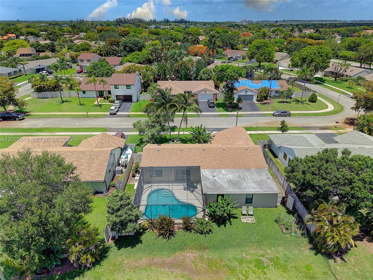 1070 Cedar Creek Way, Davie, FL 33325 Photo