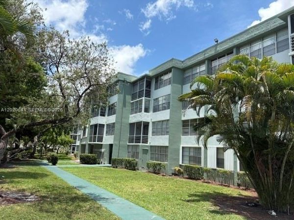 2781 Taft St , Unit 411, Hollywood, FL 33020
