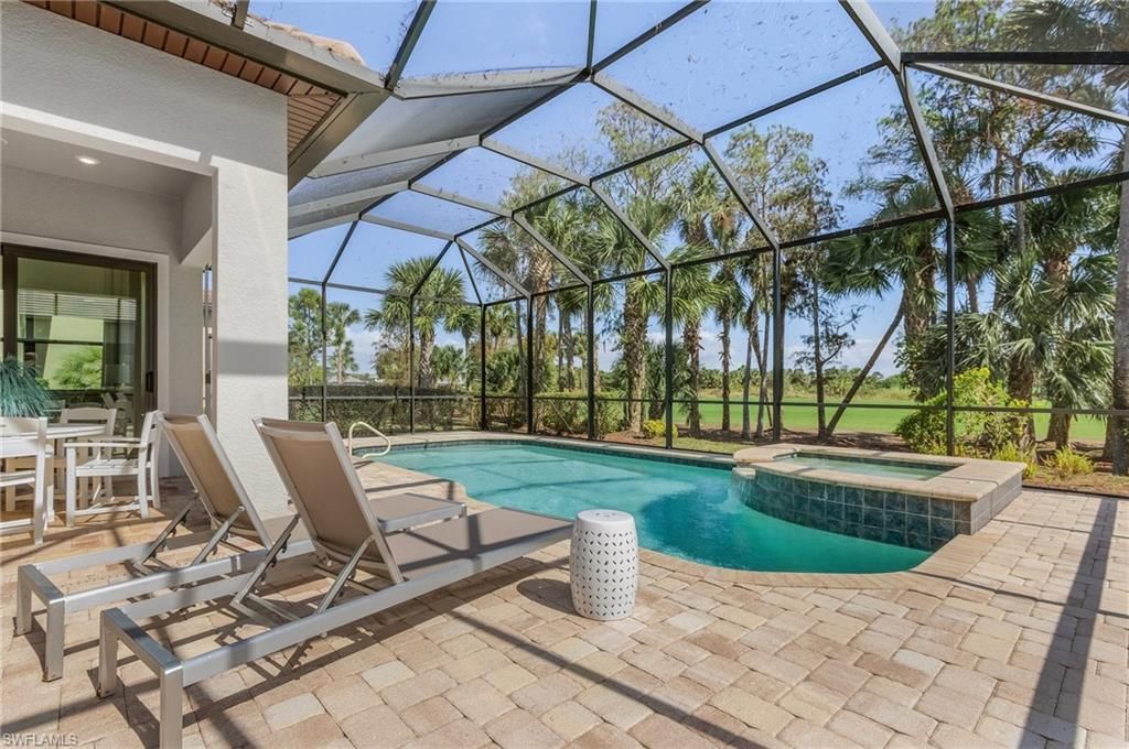 9248 Cormorant Dr, Naples, FL 34120 Photo
