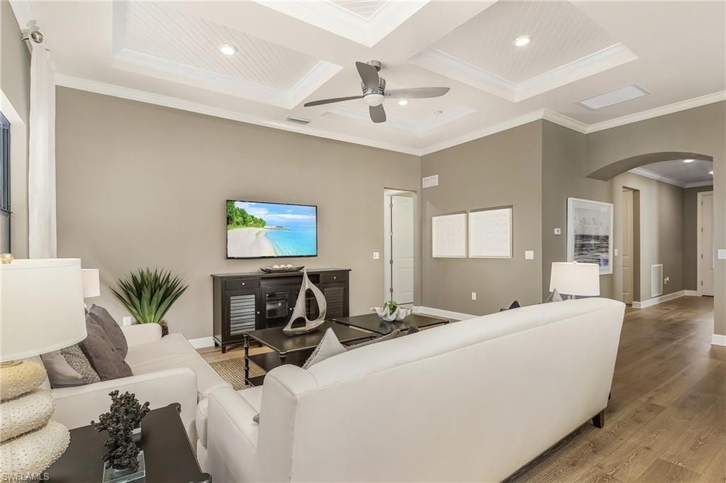 9248 Cormorant Dr, Naples, FL 34120 Photo