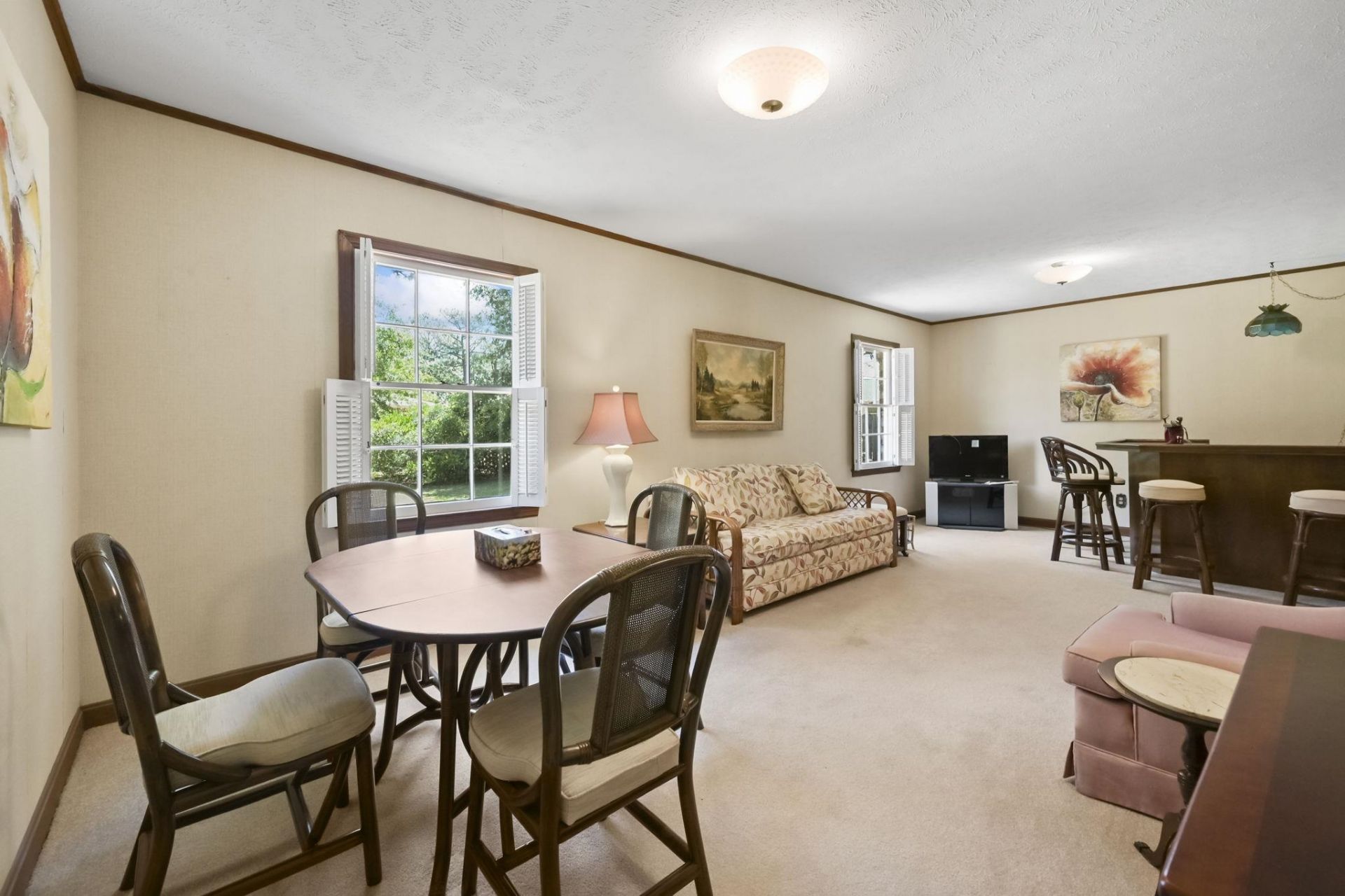 602 Calhoun Rd. Photo 15