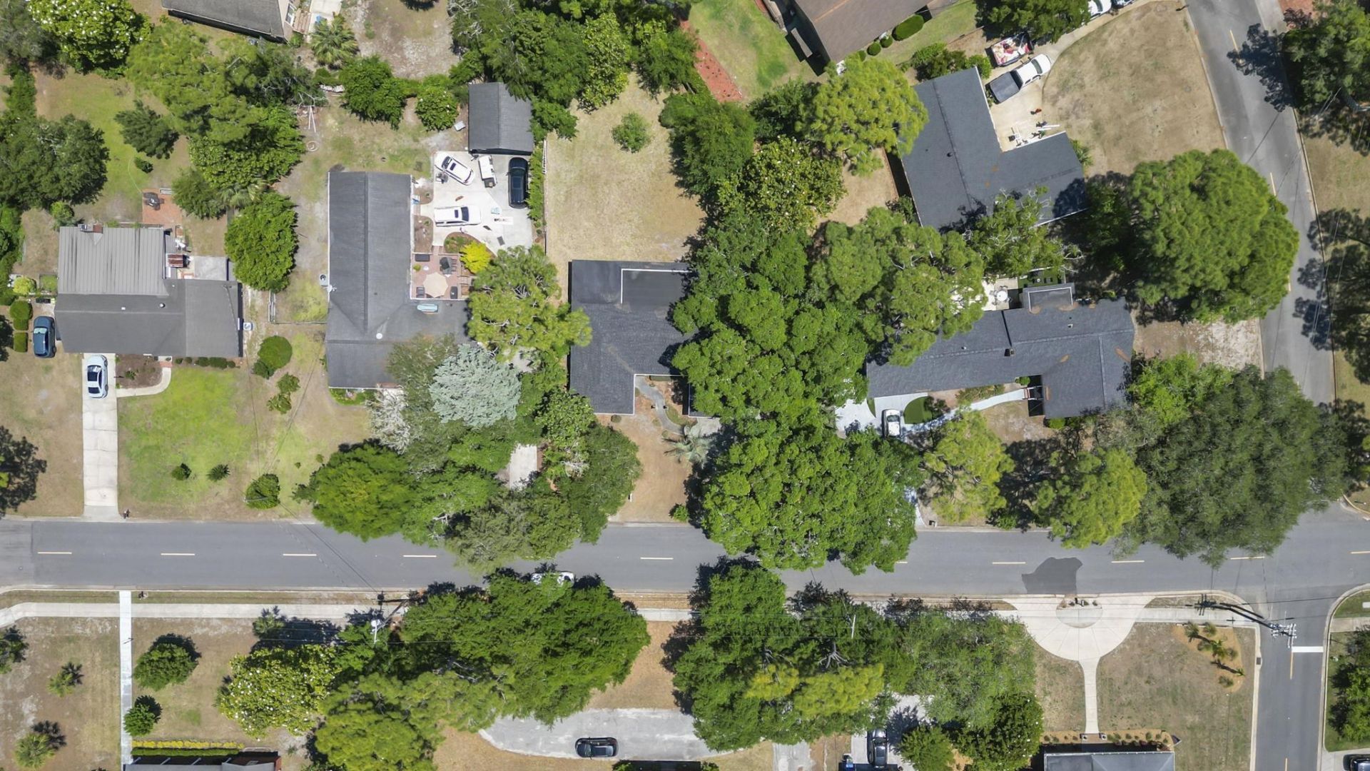 602 Calhoun Rd. Photo 40