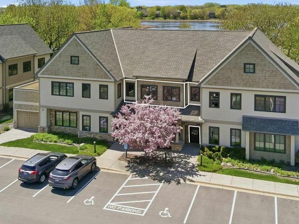 966 Inwood Avenue N, Oakdale, MN 55128