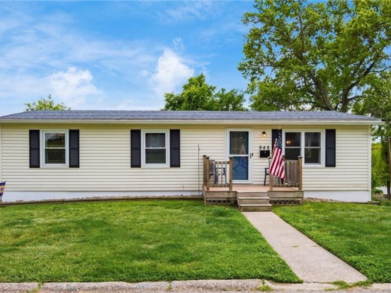 948 N Moorewood Drive, Zanesville, OH 43701 Photo 2