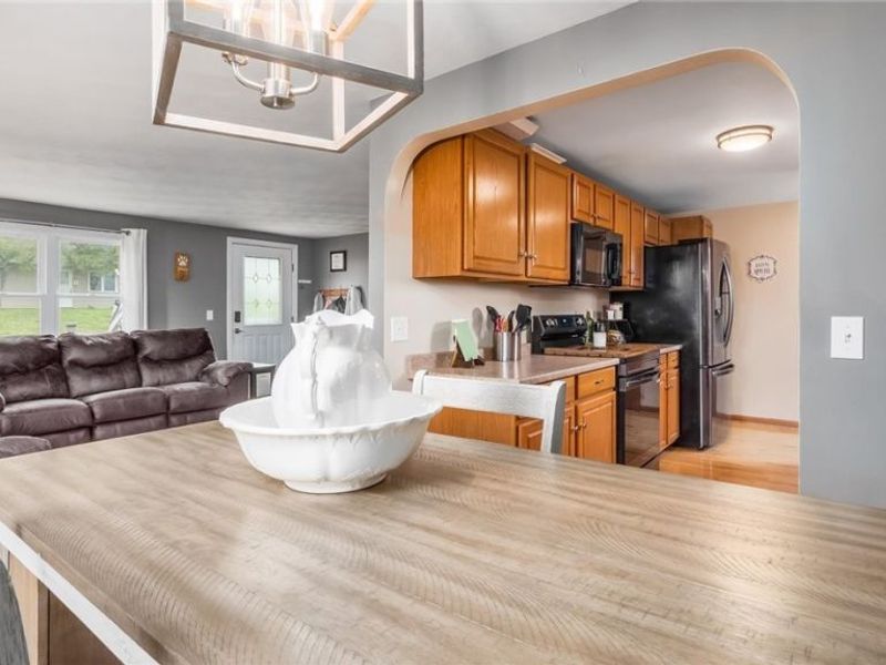 948 N Moorewood Drive, Zanesville, OH 43701 Photo 9