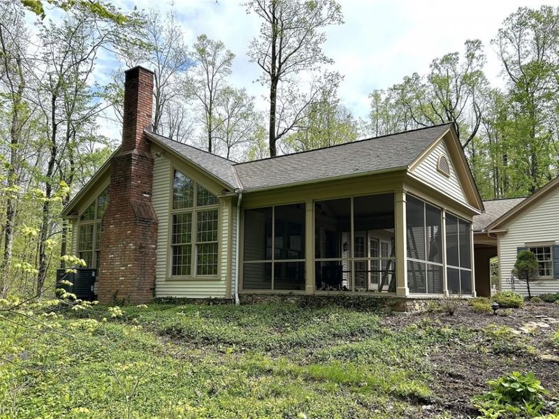 9201 Wilson Mills Road, Chesterland, OH 44026 Photo 17