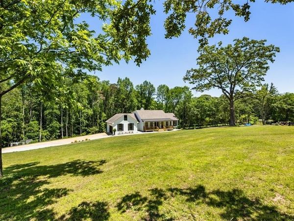 132 Dogwood Lake Trail, Alpharetta, GA 30004