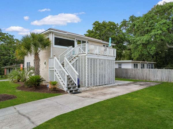 404 34th Ave. S , North Myrtle Beach, SC 29582
