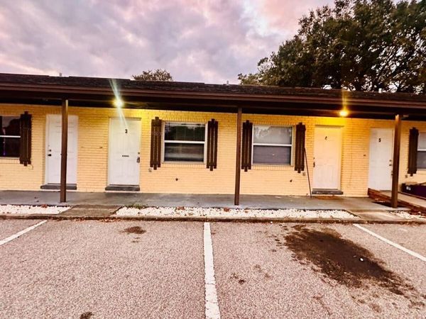 979 BERKLEY ROAD, Unit 4, AUBURNDALE, FL 33823