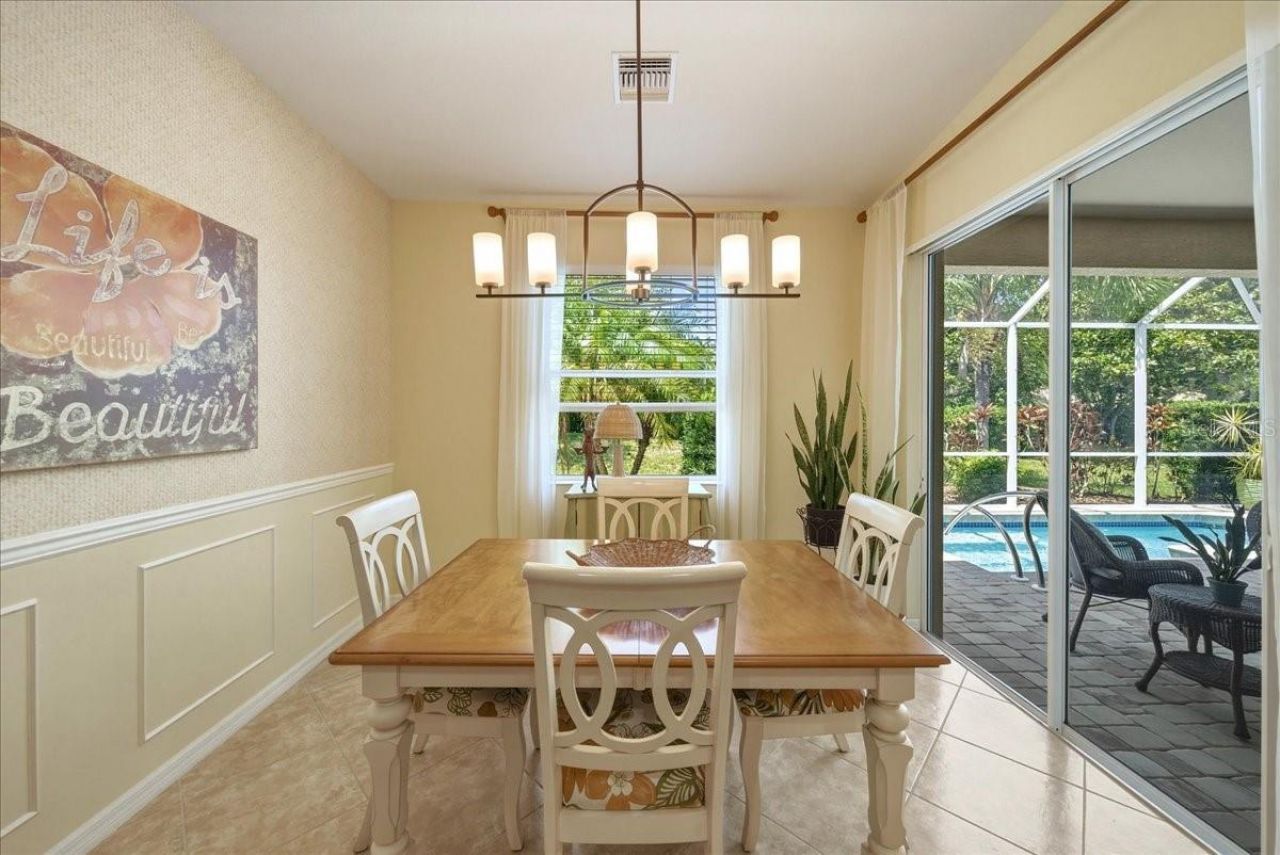 4109 66th Terrace E, Sarasota, FL 34243 Photo