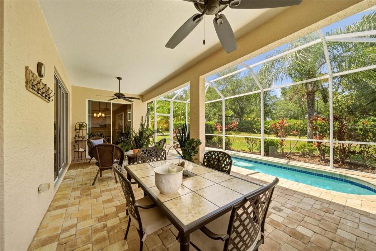 4109 66th Terrace E, Sarasota, FL 34243 Photo