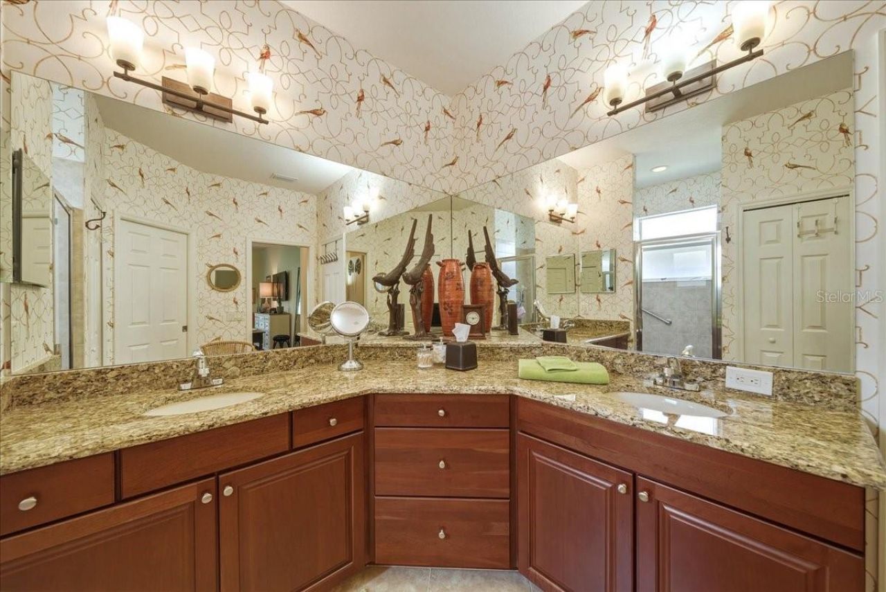 4109 66th Terrace E, Sarasota, FL 34243 Photo
