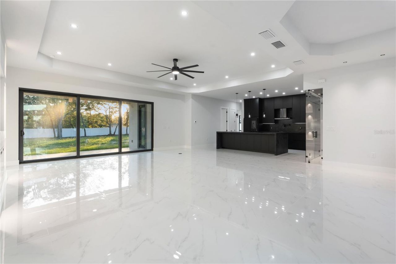 9201 Nightingale Road , Weeki Wachee, FL 34613 Photo