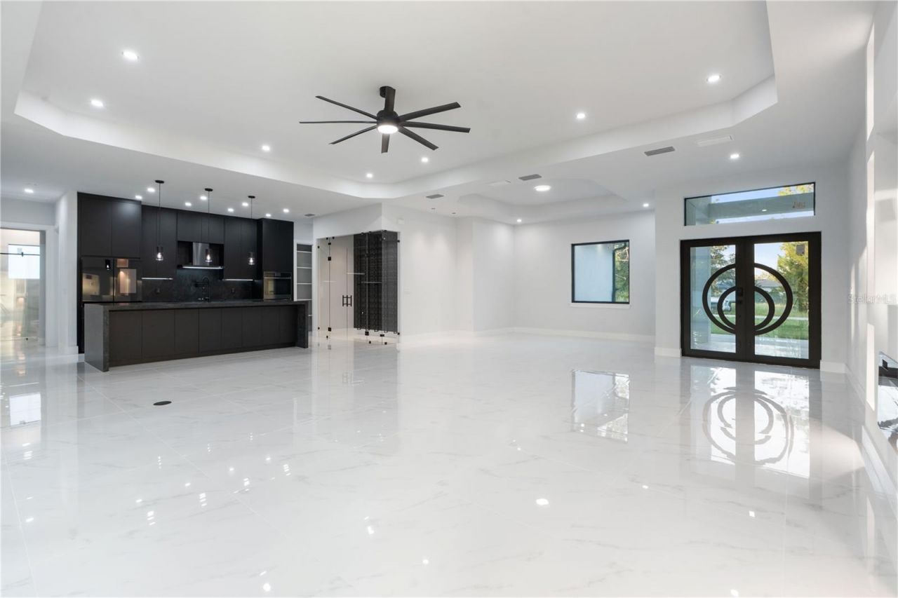 9201 Nightingale Road , Weeki Wachee, FL 34613 Photo
