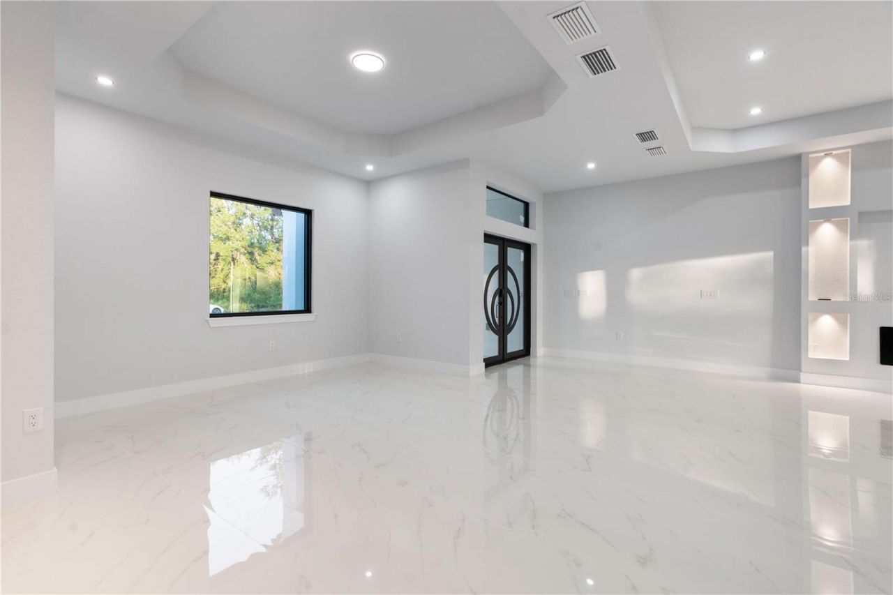 9201 Nightingale Road , Weeki Wachee, FL 34613 Photo